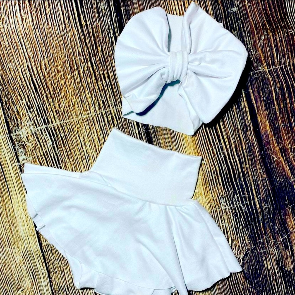 Handmade with love baby bow and Skort  0-24 month’s